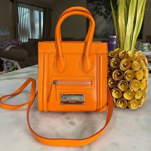 VALENTINO Beautiful leather & Suede Bag